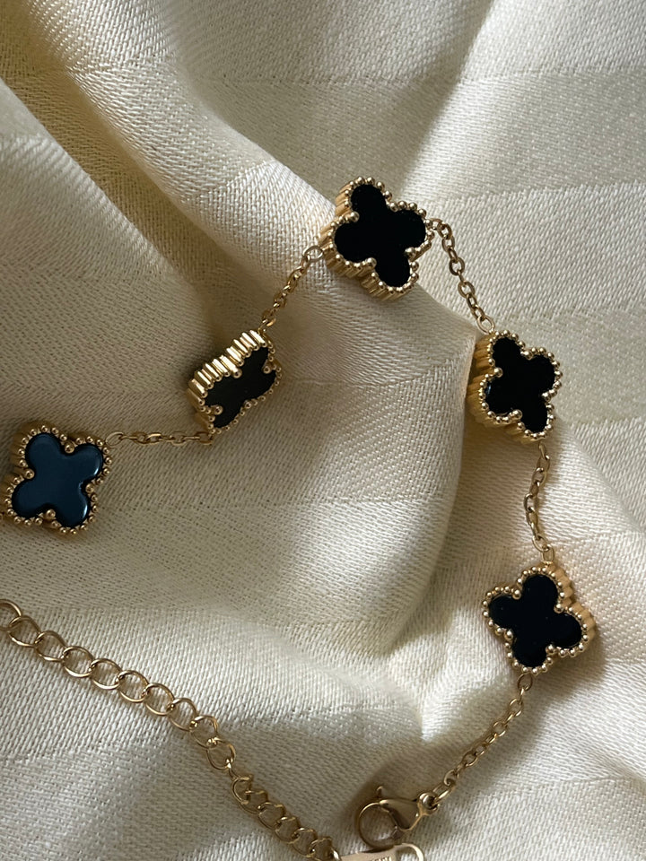 Siyah Yonca Çelik Bileklik