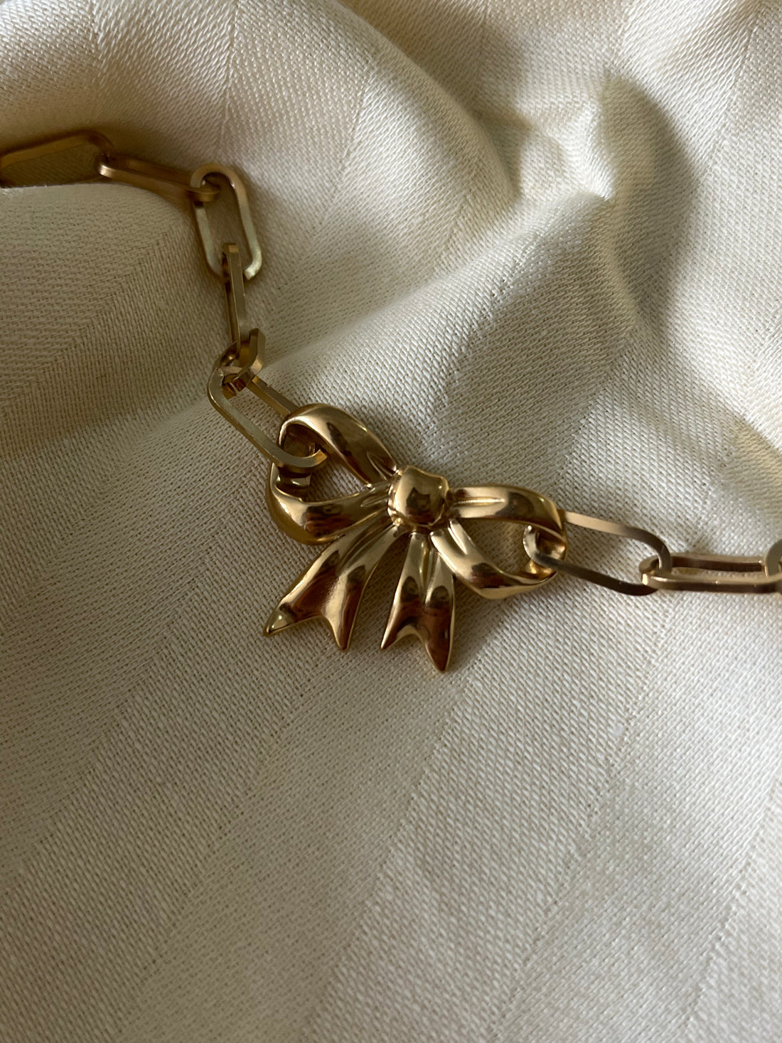 Kurdele Detay Çelik Bileklik