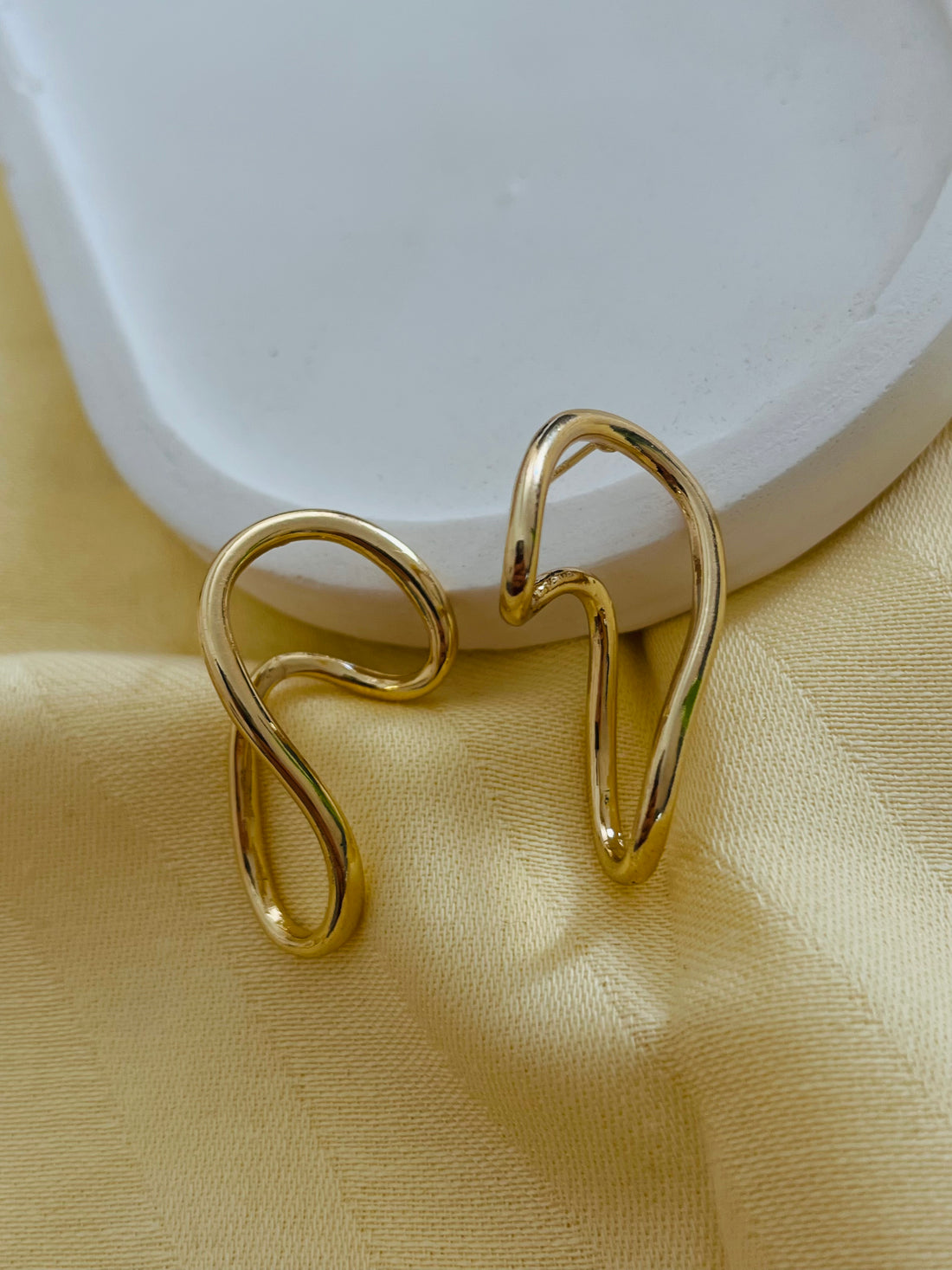 Boyutlu Çelik Küpe