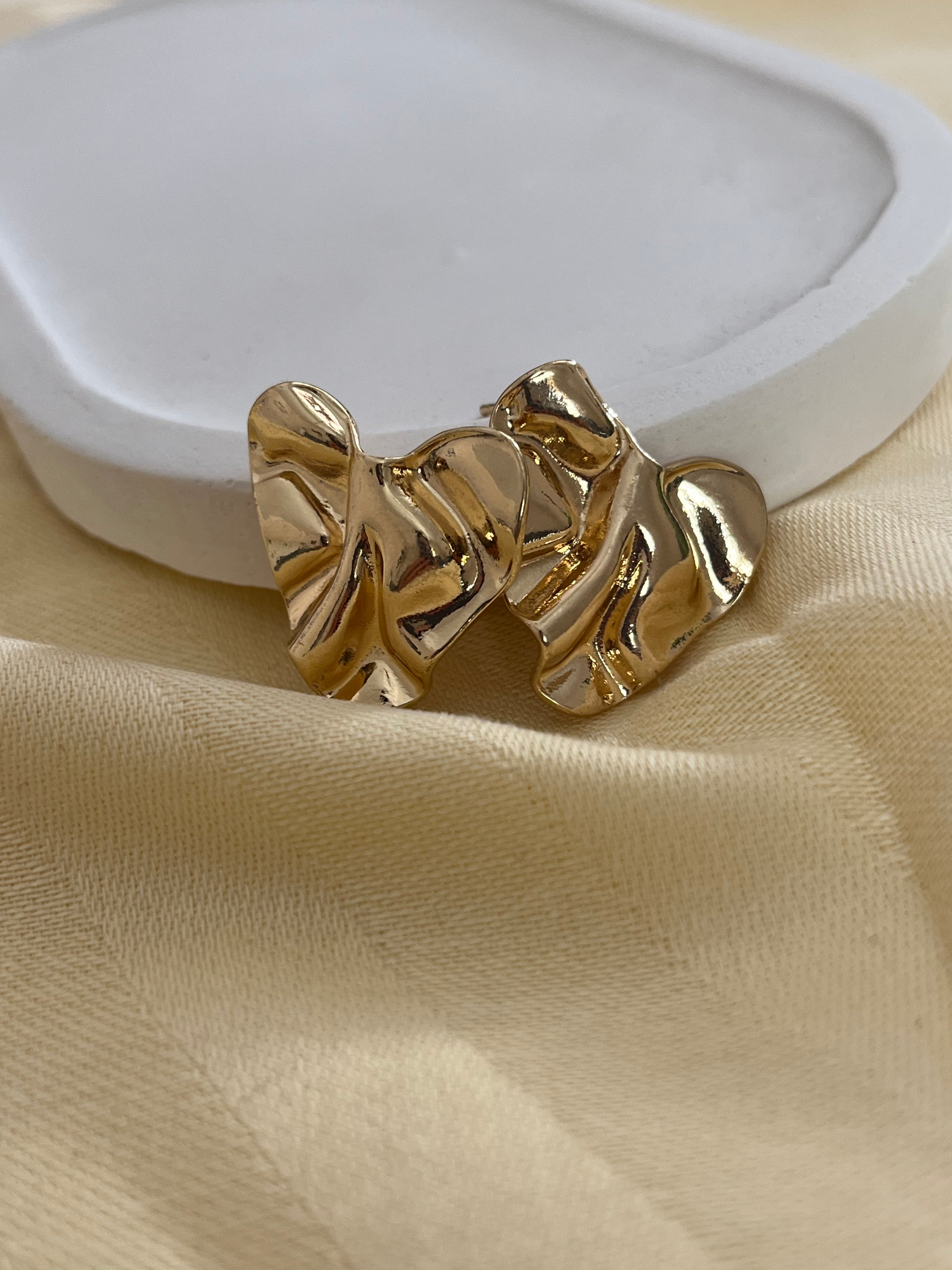 Kalp Kesim Çelik Küpe