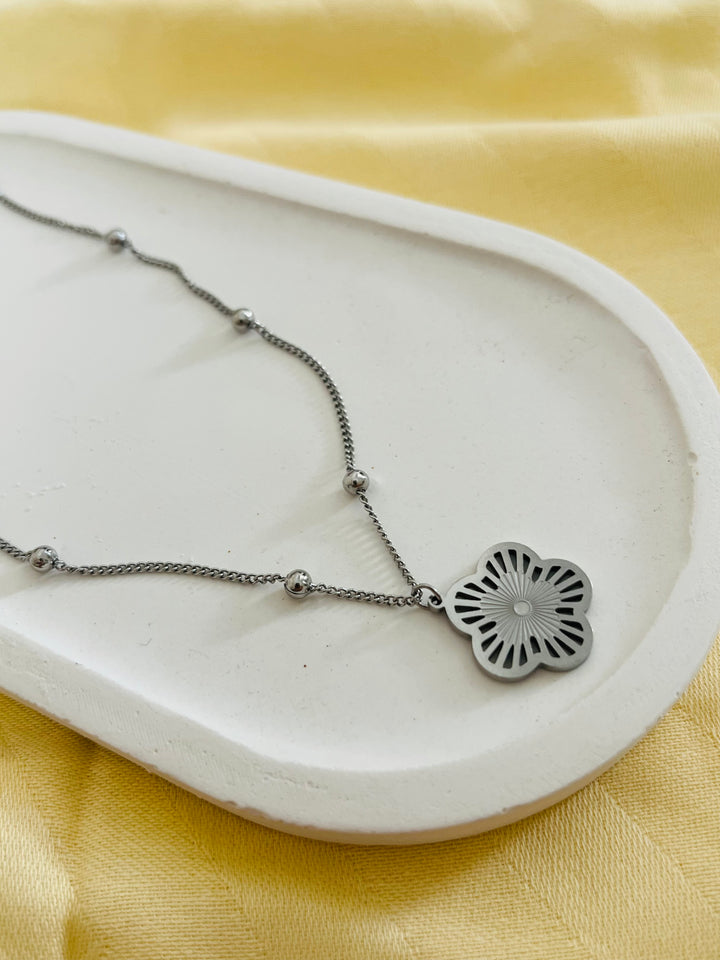 Çiçek Detay Çelik Dorika